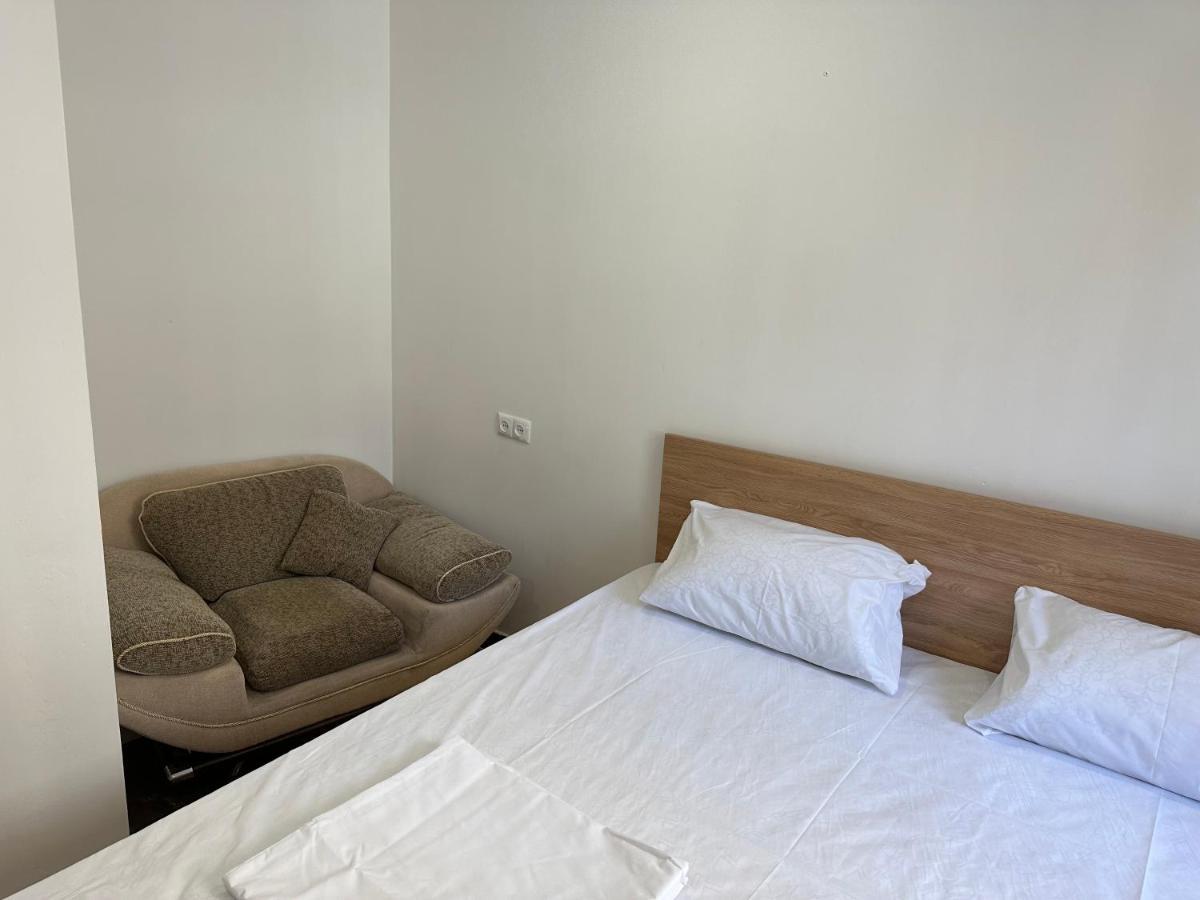 Favorit Hotel-Hostel Jereván Kültér fotó