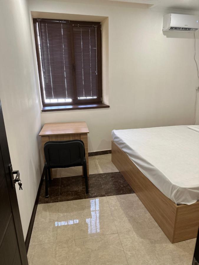 Favorit Hotel-Hostel Jereván Kültér fotó